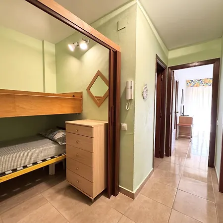 Apartsalou Penedes * Salou